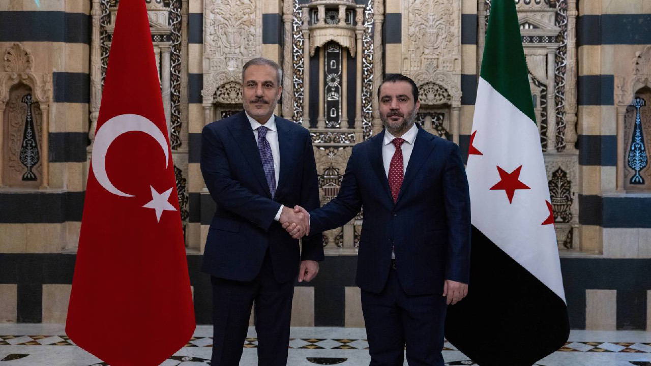 Fidan’dan Şam’a kritik ziyaret: “Suriye’nin terörle mücadelesini desteklemeye devam edeceğiz”